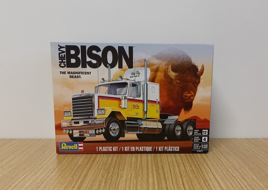 Revell 17471 - Maquette Chevy Bison Semi Truck 1/32